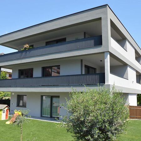 Family Apartment Julia Termeno Exterior foto